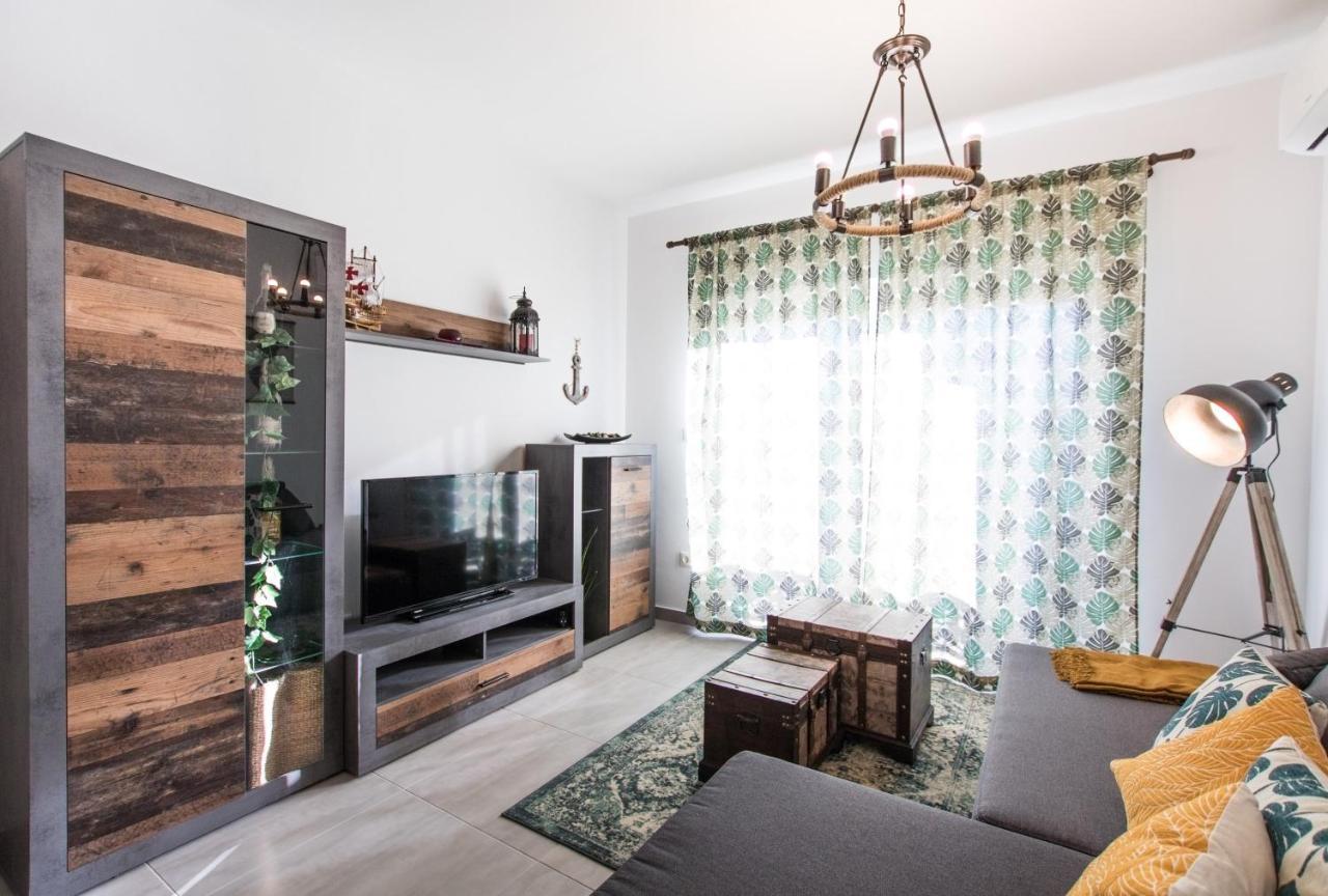 4 * Apartment Sunset Close To The Sea Kaštela Εξωτερικό φωτογραφία