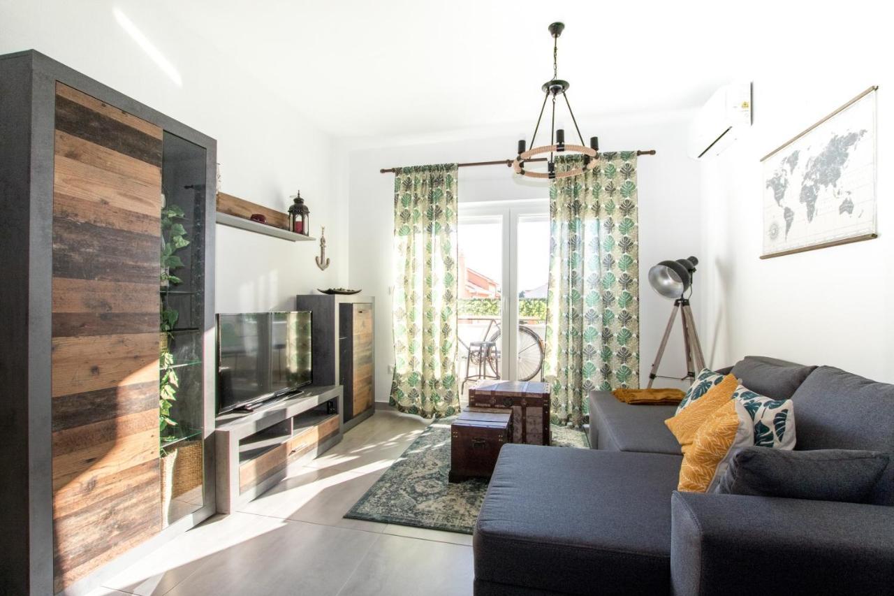 4 * Apartment Sunset Close To The Sea Kaštela Εξωτερικό φωτογραφία
